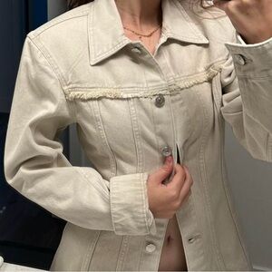 Denim jacket with shoulder pads